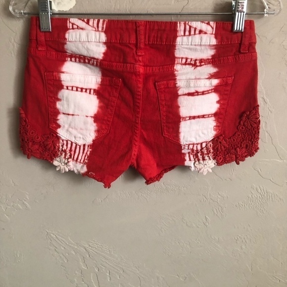 No Boundaries Tie-Dye 4th of July Shorts - Picture 8 of 10
